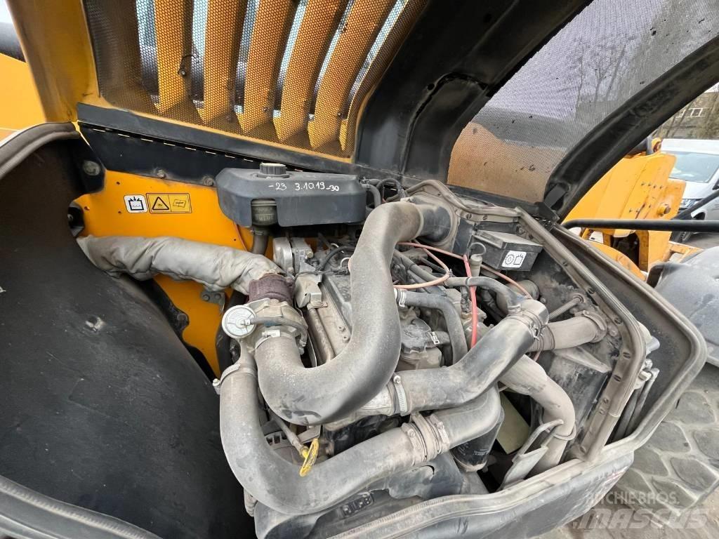 JCB 535-125 Verreikers