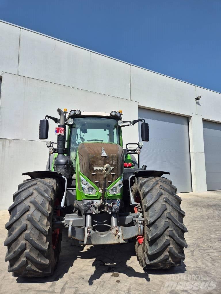 Fendt 826 Profi Tractoren