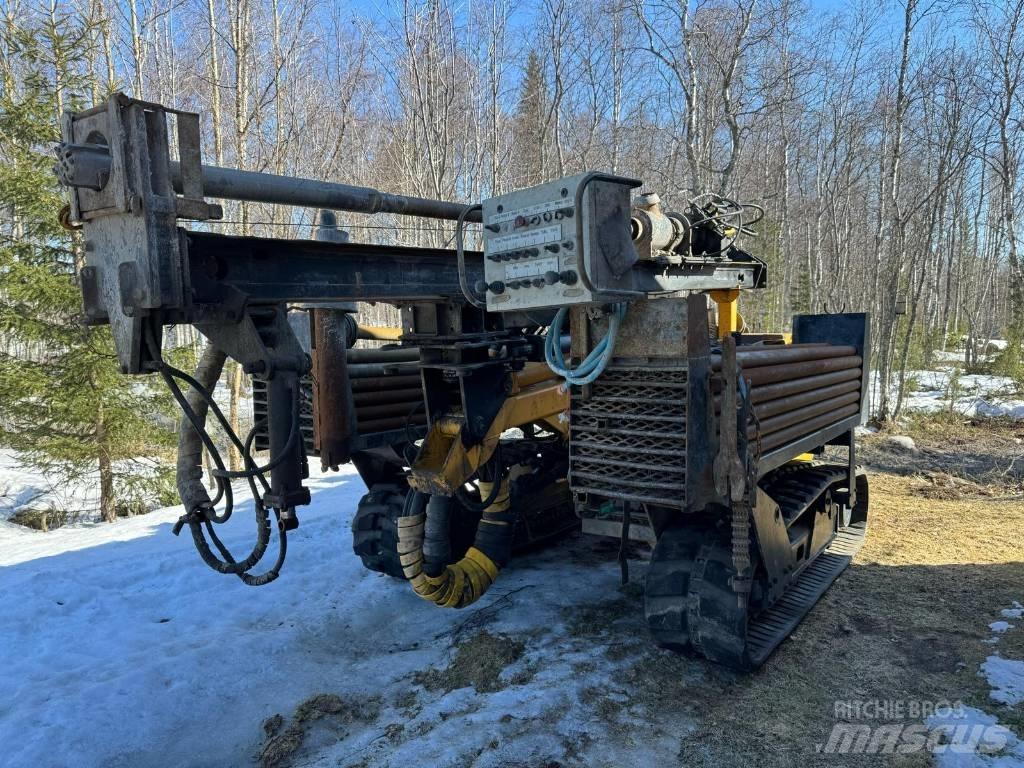 Nemek 220 TSR Verticale Boorinstallaties