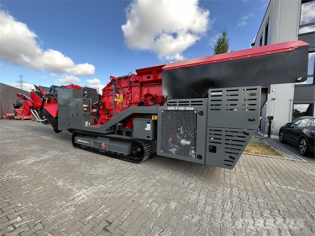 GIPO P090 GIGA Mobile crushers