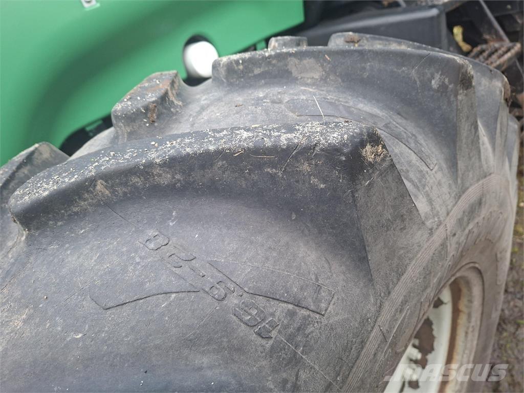 Valtra T190 7.4 Tractoren