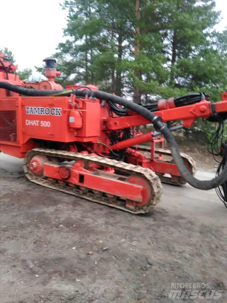 Tamrock Dhat 500 Surface drill rigs