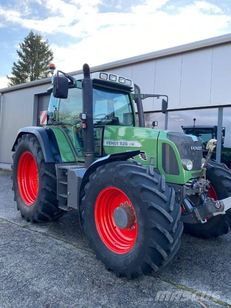 Fendt 820 Vario TMS Tractoren