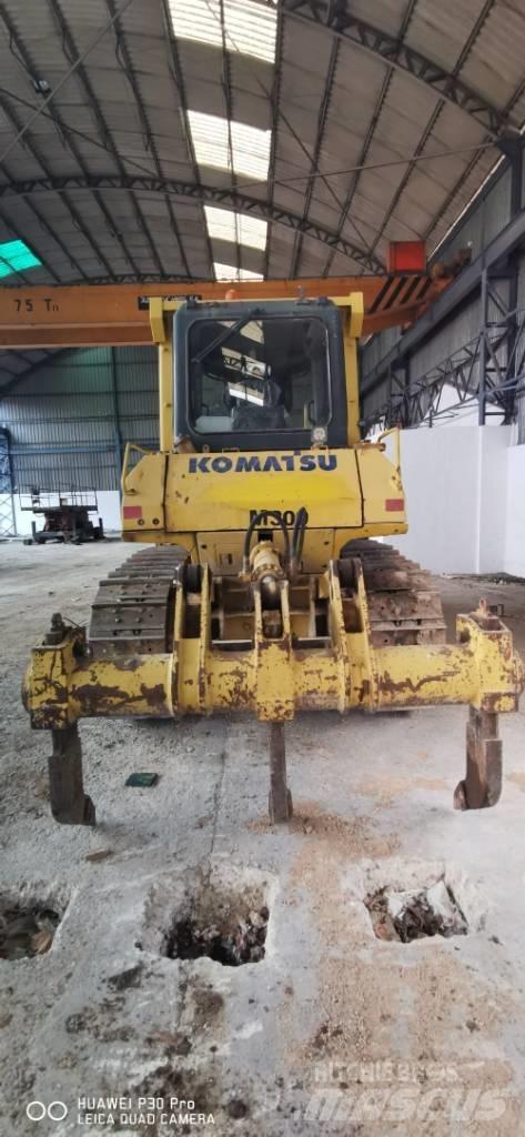 Komatsu DX 65 Rupsdozers