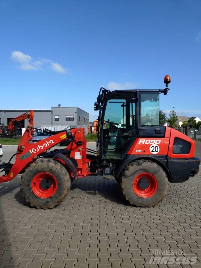 Kubota R 082 Wielladers