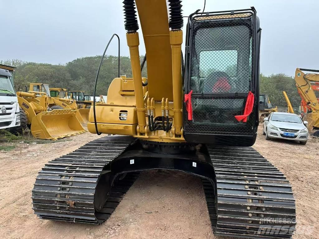 CAT 320 C Rupsgraafmachines