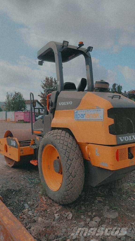 Volvo SD 45 B Trilrolwalsen