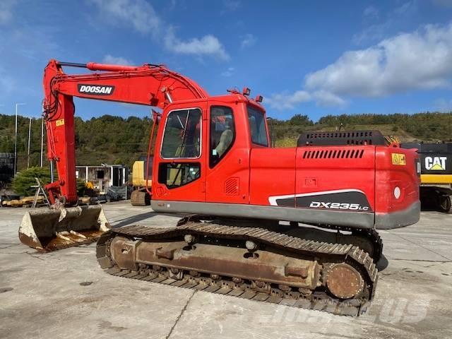 Doosan DX 235 LC Rupsgraafmachines