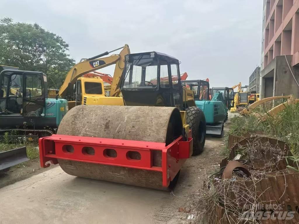 Dynapac CA 30 D Trilrolwalsen