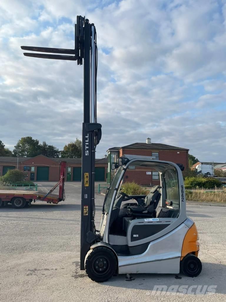 Still RX 60-30 Elektrische heftrucks