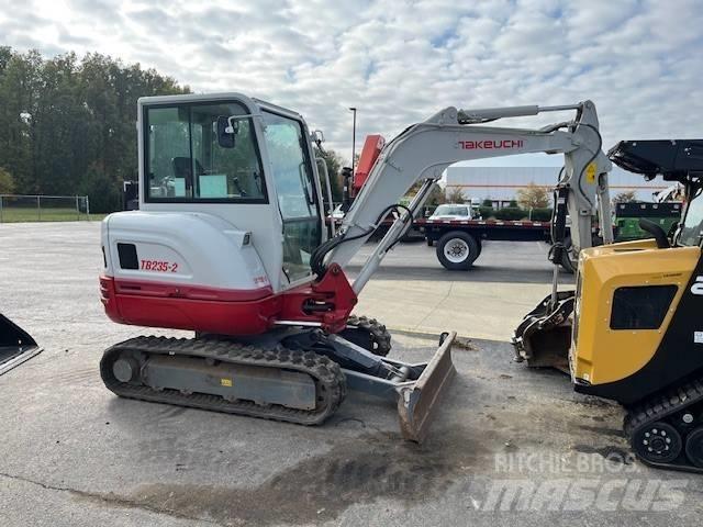 Takeuchi TB235 Minigraafmachines < 7t