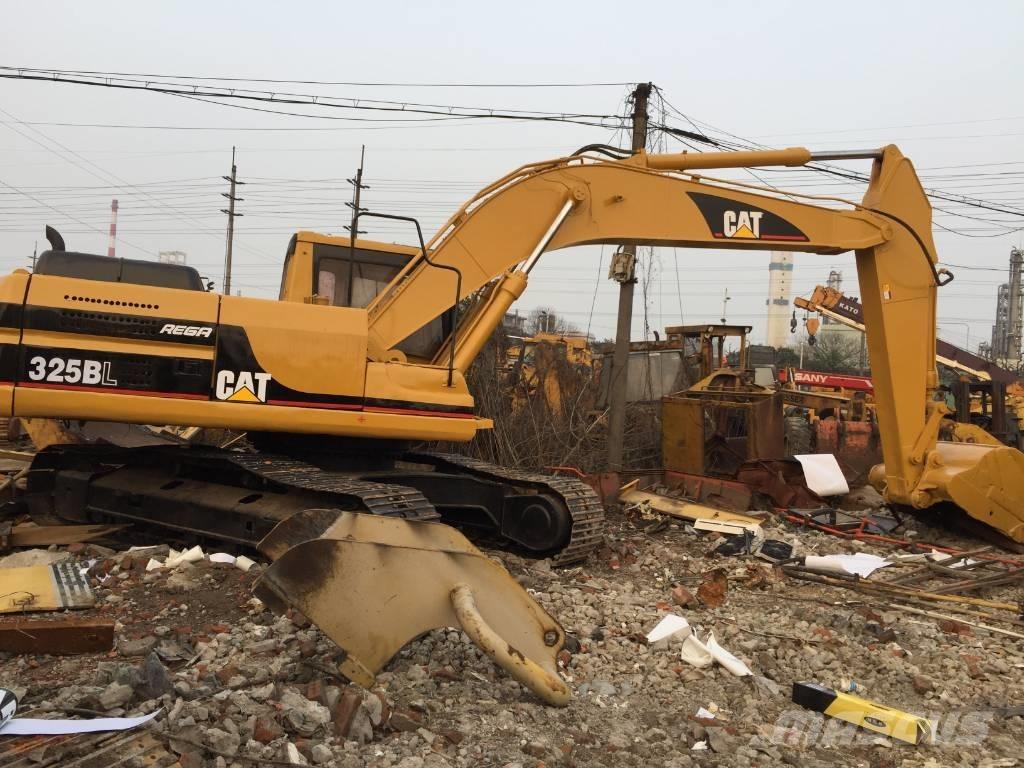 CAT 325 B L Rupsgraafmachines