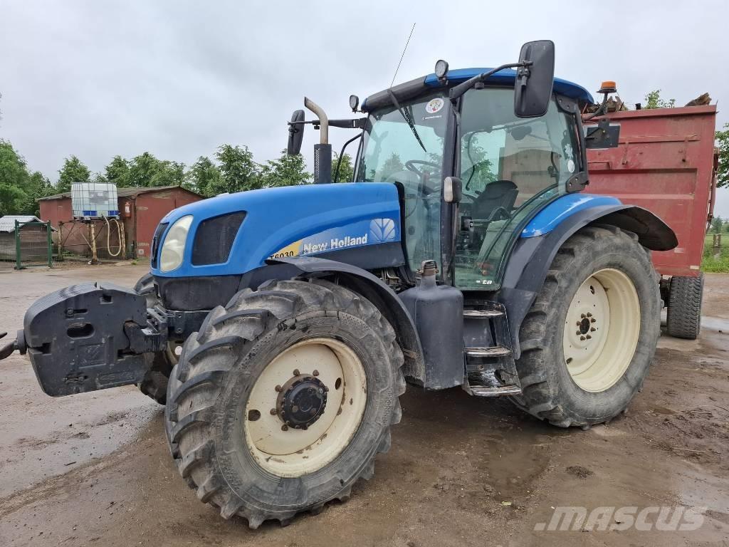 New Holland T 6030 Tractoren