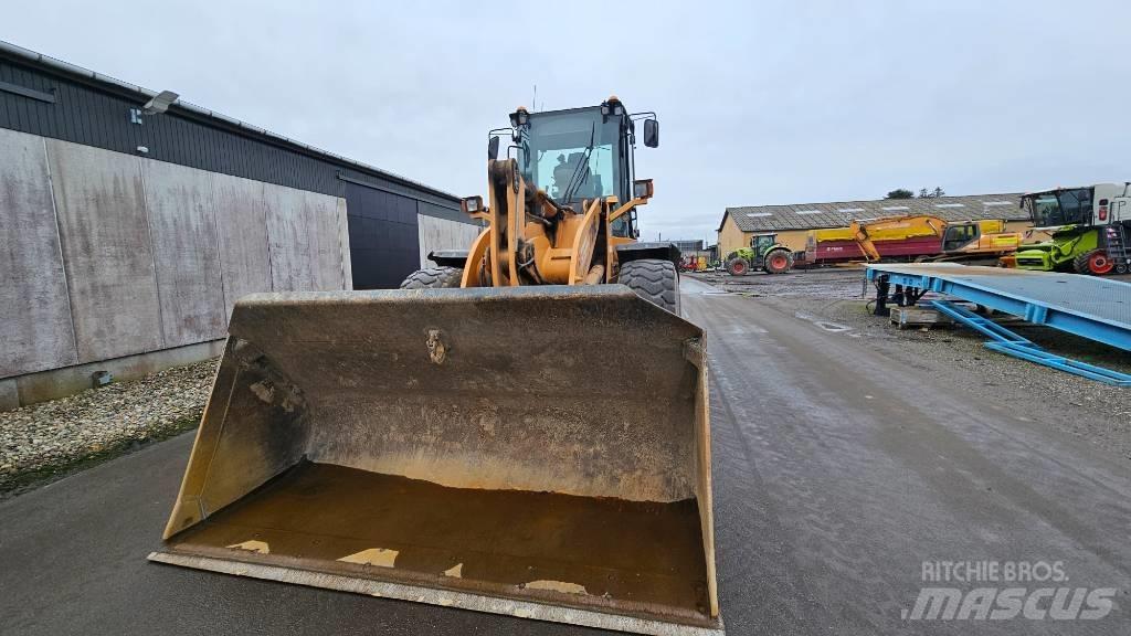 CASE 721 E Wielladers