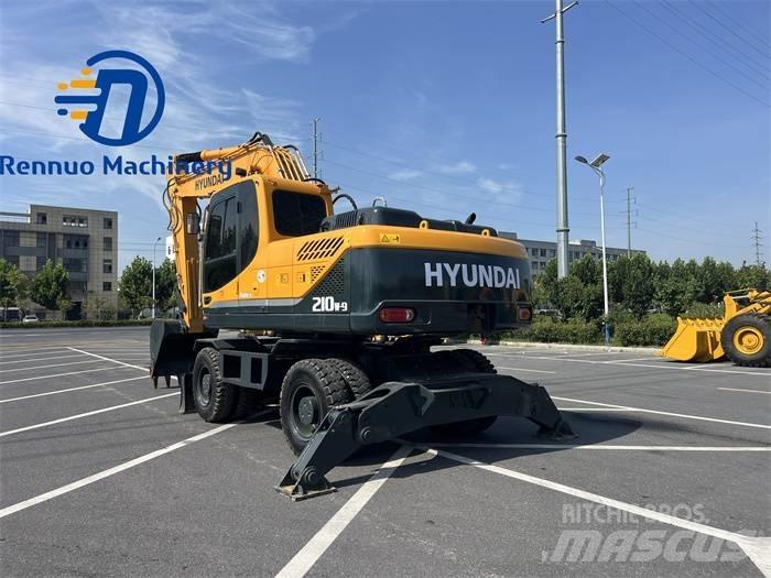 Hyundai R210W-9 Wielgraafmachines