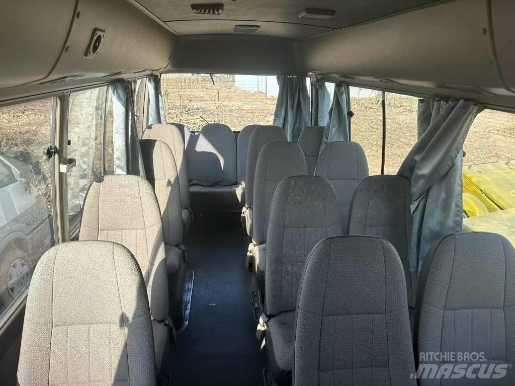 Toyota Coaster Bus Minibussen
