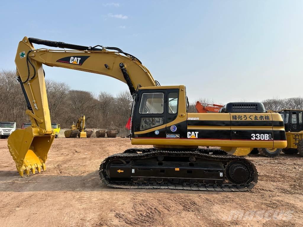 CAT 330 B Rupsgraafmachines