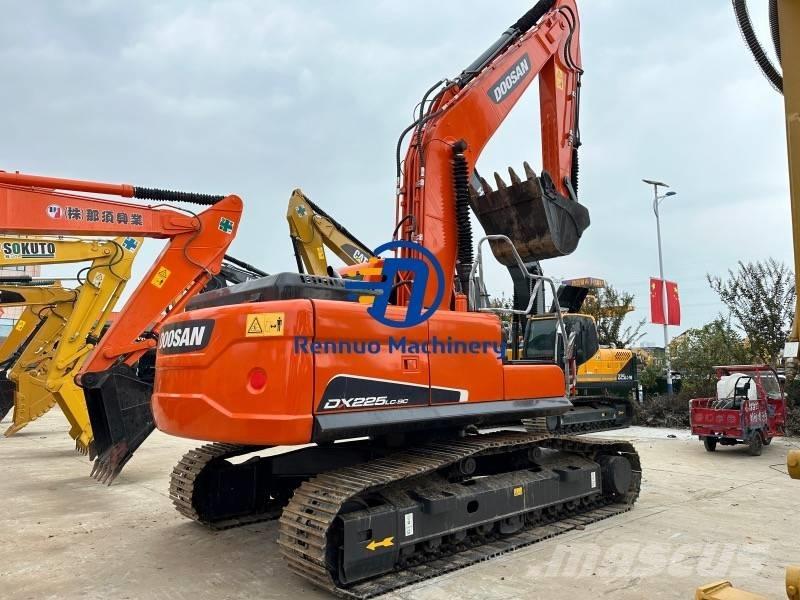 Doosan DX 225 LC-9C Rupsgraafmachines