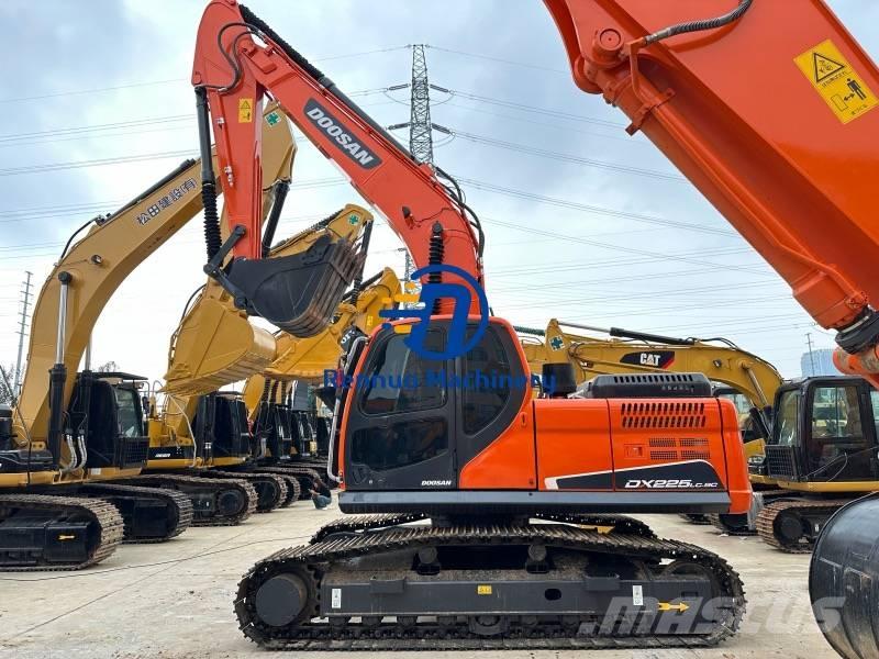 Doosan DX 225 LC-9C Rupsgraafmachines