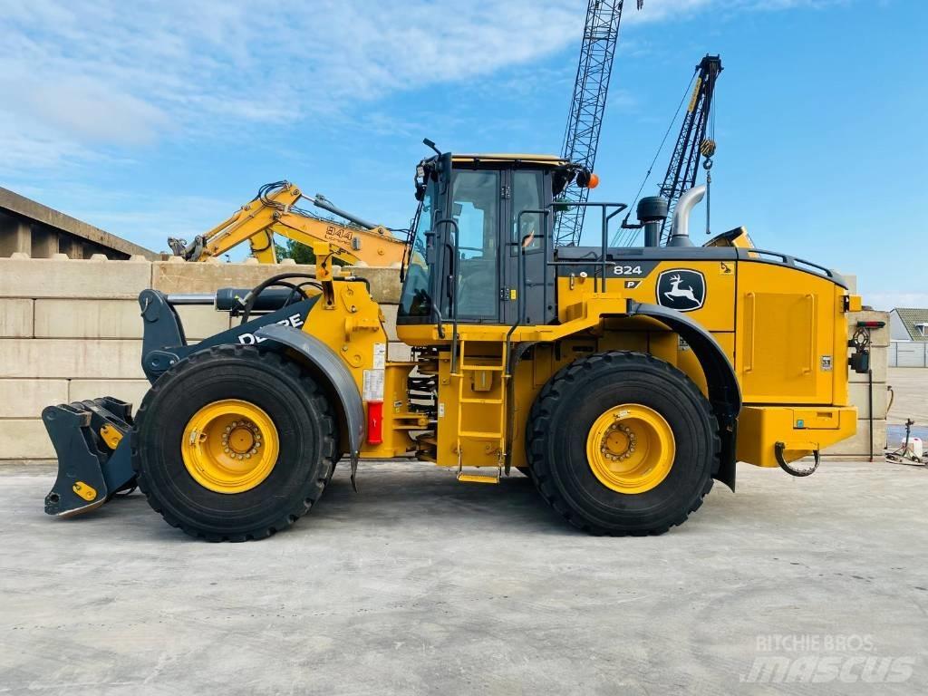 John Deere 824p Wielladers