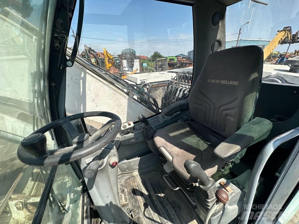 New Holland MH Plus Wielgraafmachines