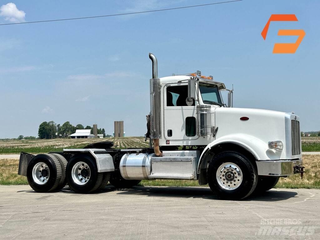 Peterbilt 367 Trekkers