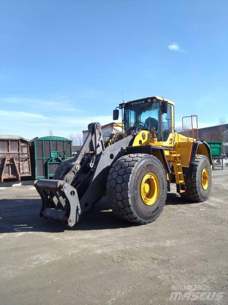 Volvo L 220 F Wielladers