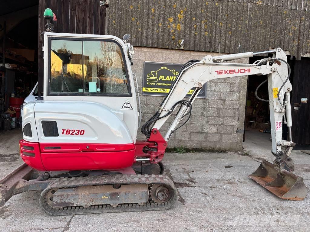 Takeuchi TB 230 Minigraafmachines < 7t