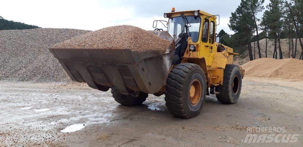  Cargadora volvo L90 Miniladers