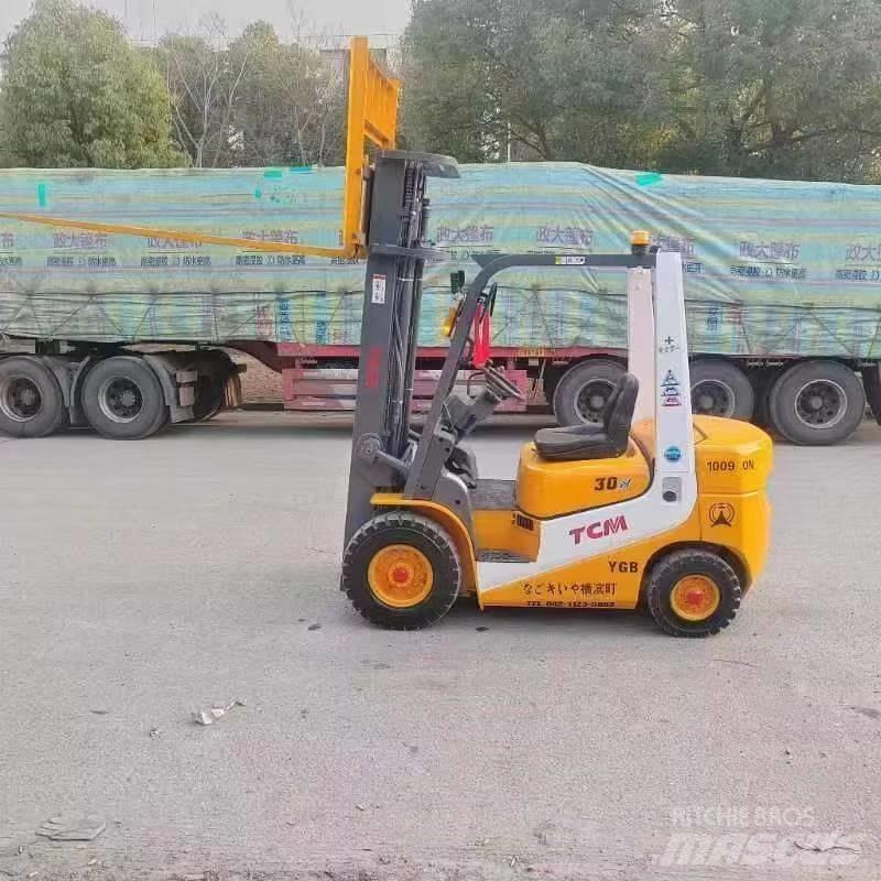TCM 30 Reachtruck voor hoog niveau