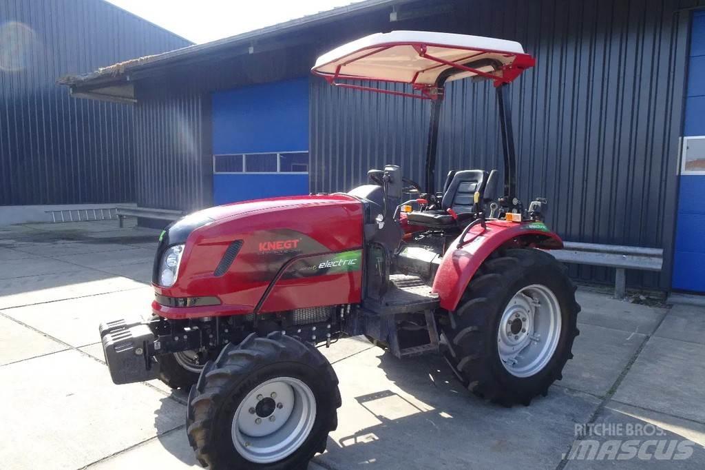 Knegt 404G2E . Tractoren