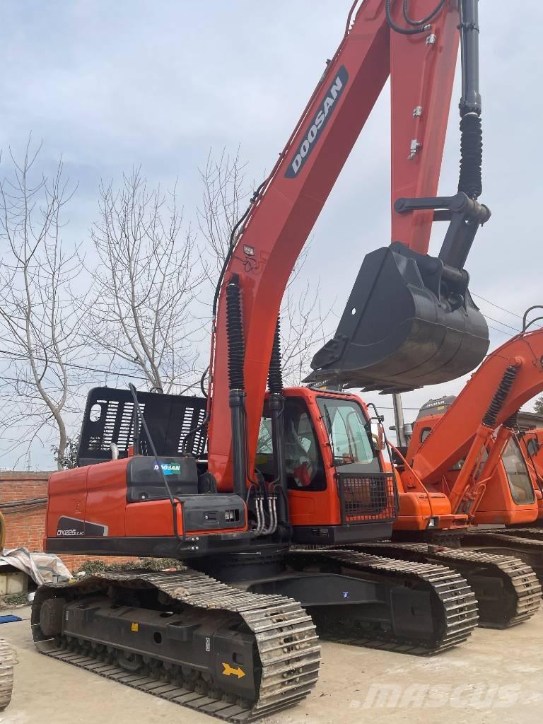 Doosan DX 225 LCA Rupsgraafmachines