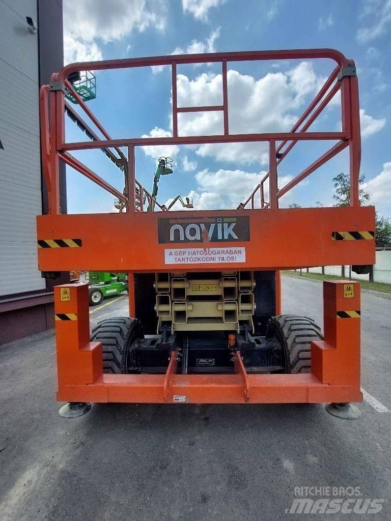 JLG 330 LRT Schaarhoogwerkers
