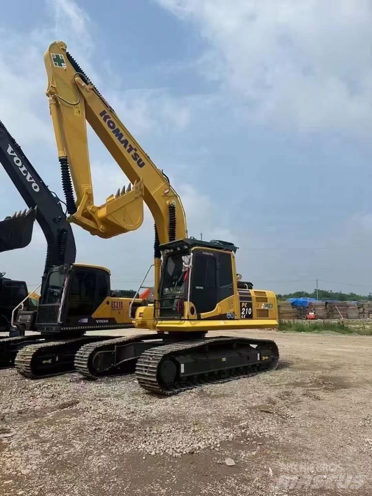 Komatsu 210-8 Rupsgraafmachines