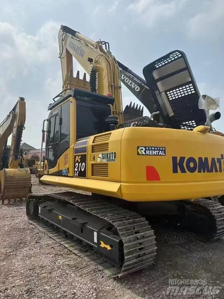 Komatsu 210-8 Rupsgraafmachines