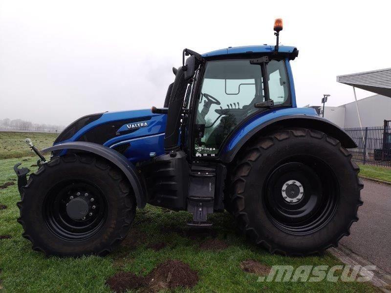 Valtra T 234 A Tractoren