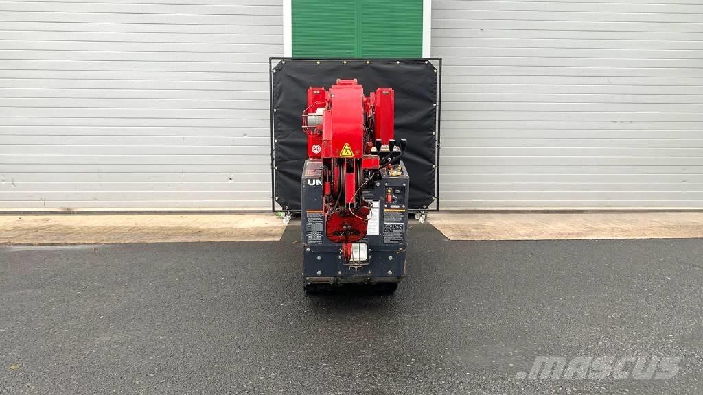 Unic URW 295 Mini hijskraan