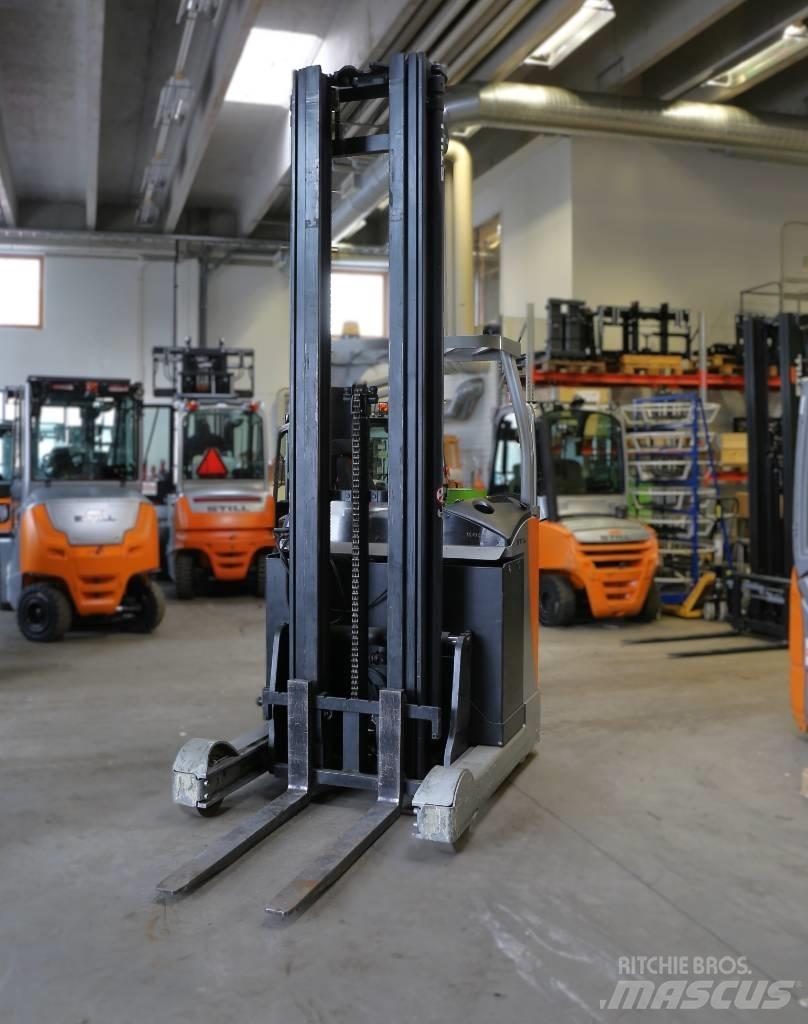 Still Finland FMX17 Reachtruck voor hoog niveau
