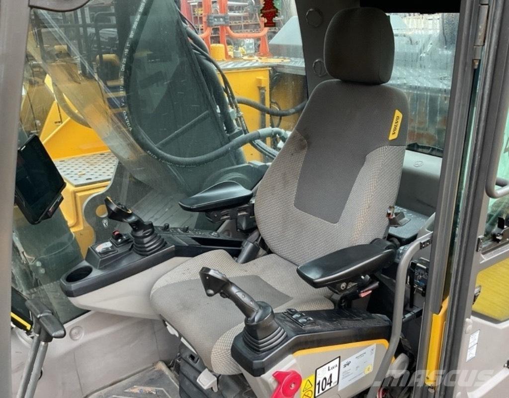 Volvo EC 300 EL Graaf-laadcombinaties