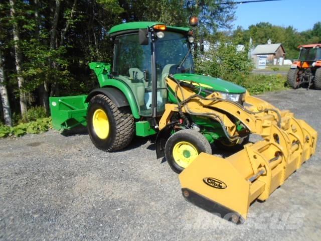 John Deere 4066 R Tractoren