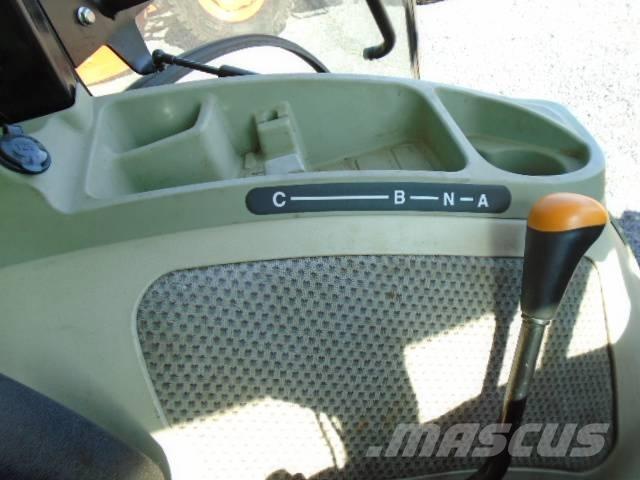 John Deere 4066 R Tractoren