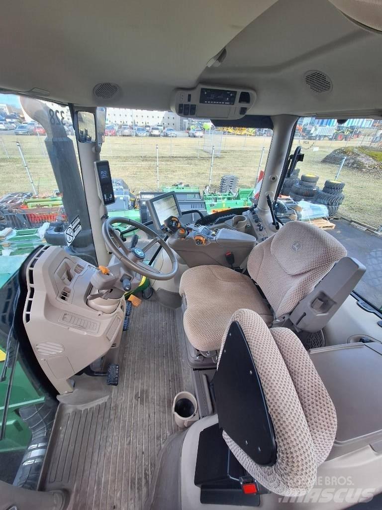 John Deere 6R250 Tractoren