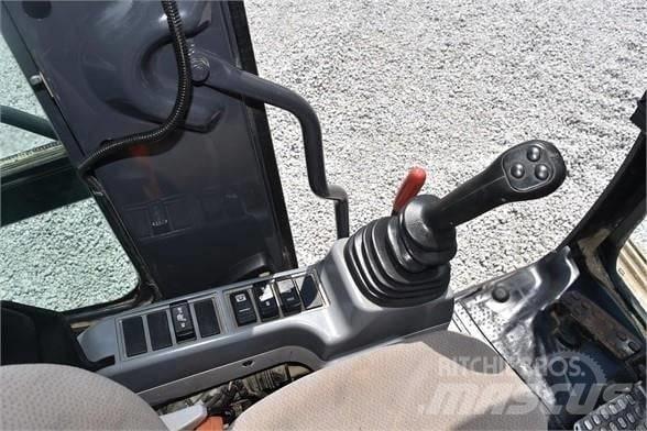 Hitachi ZX 135 Rupsgraafmachines