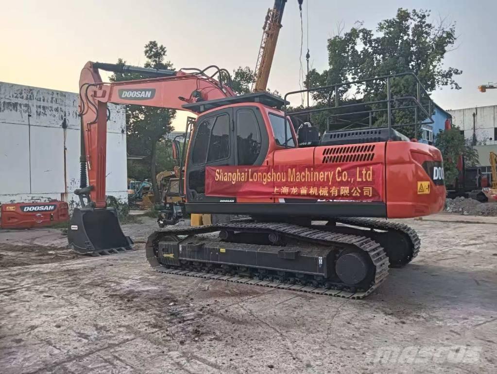 Doosan DX 225 LC-9C Rupsgraafmachines