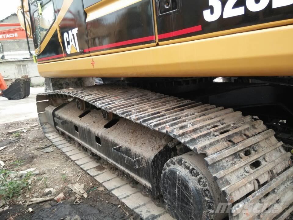 CAT 325 B Rupsgraafmachines