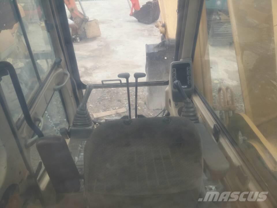 CAT 325 B Rupsgraafmachines