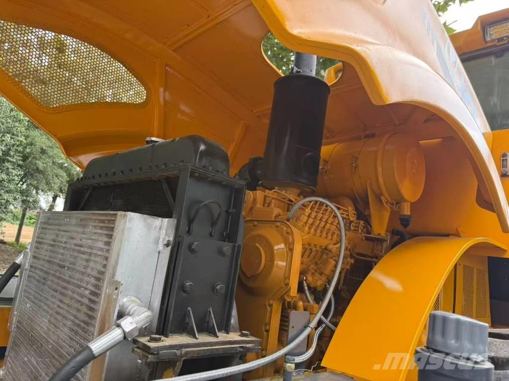 XCMG XS 223 J Trilrolwalsen