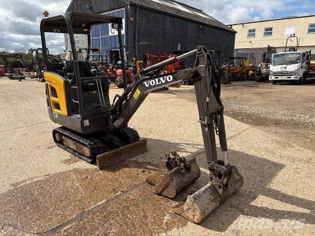 Volvo EC 15 D Minigraafmachines < 7t
