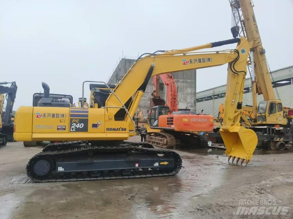Komatsu PC 240 Rupsgraafmachines