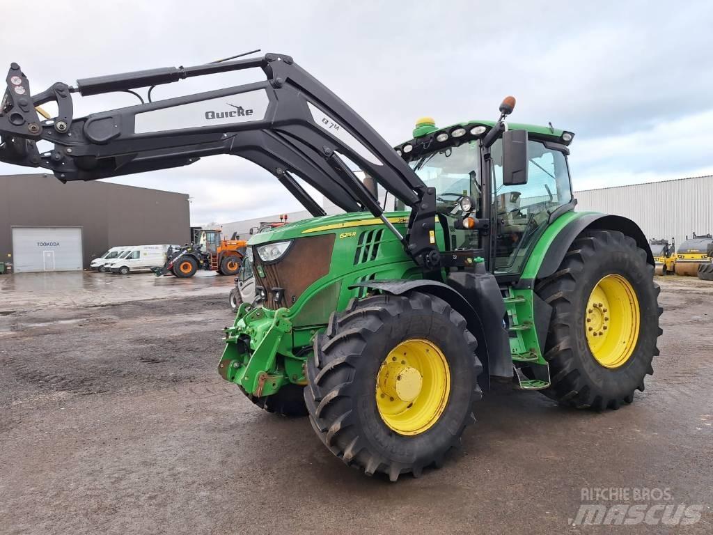 John Deere 6215R Tractoren